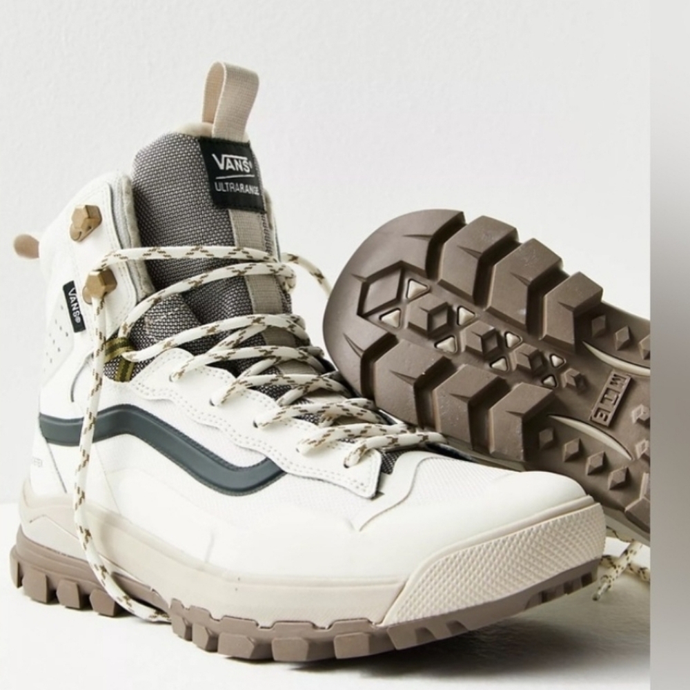 Vans Free People Ultrarange Exo Hi Gore-tex MTE-3 Sneaker Boots US 9.5 Women